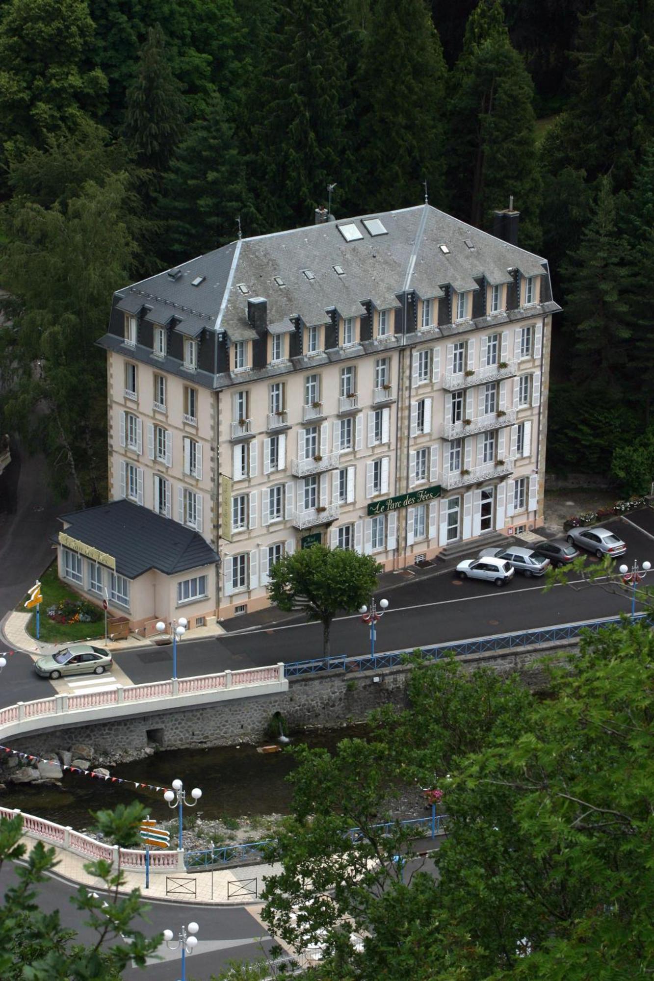 Le Parc Des Fees Hôtel Retaurant & Spa La Bourboule Exterior foto