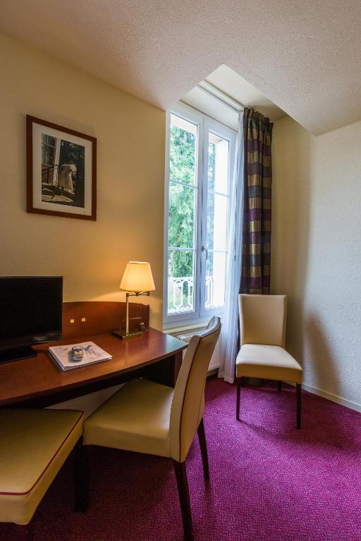Le Parc Des Fees Hôtel Retaurant & Spa La Bourboule Zimmer foto