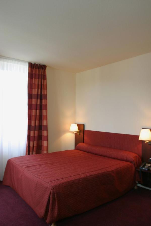 Le Parc Des Fees Hôtel Retaurant & Spa La Bourboule Zimmer foto